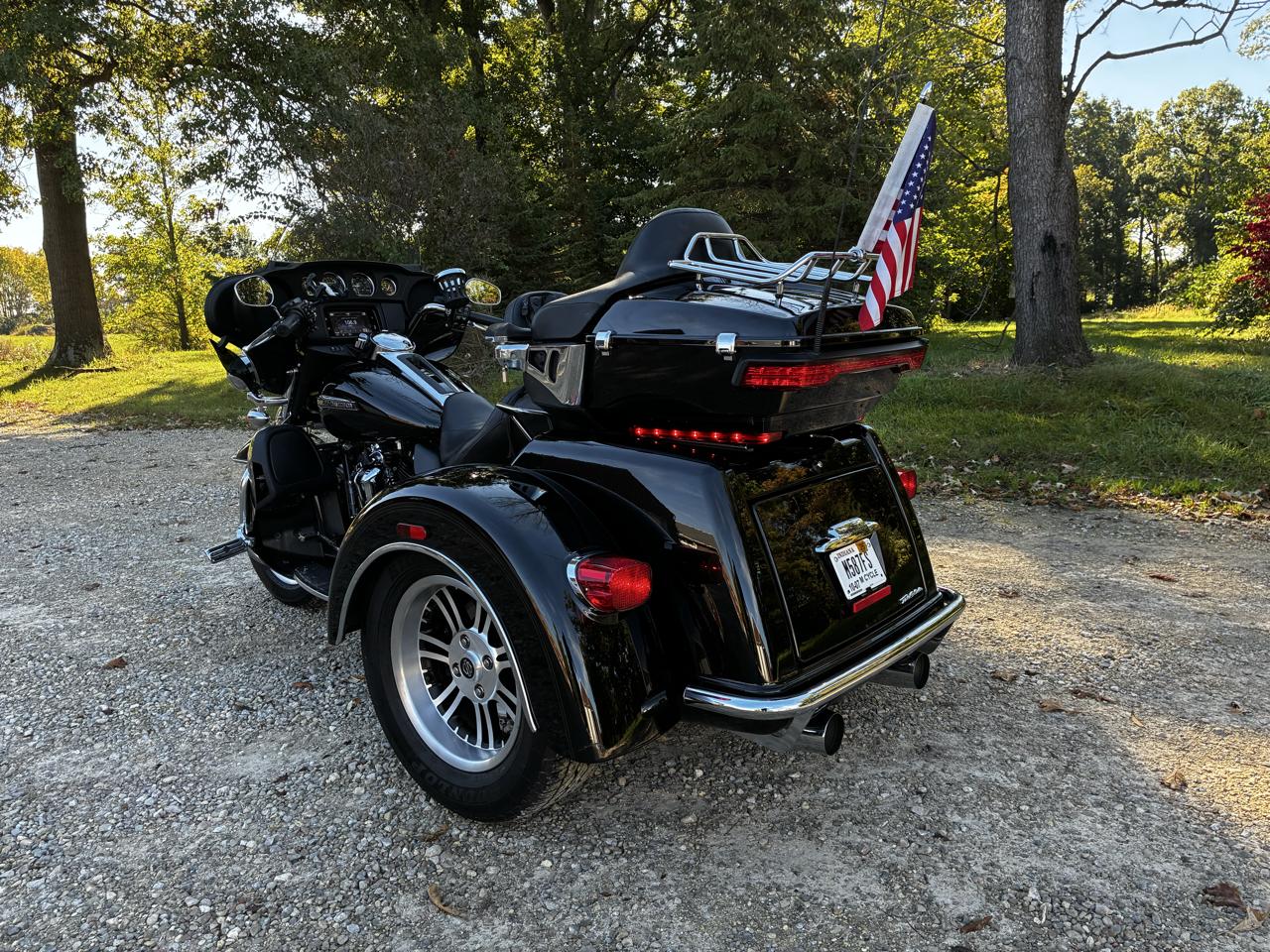 Harley-Davidson FLHTCUTG No data 2020