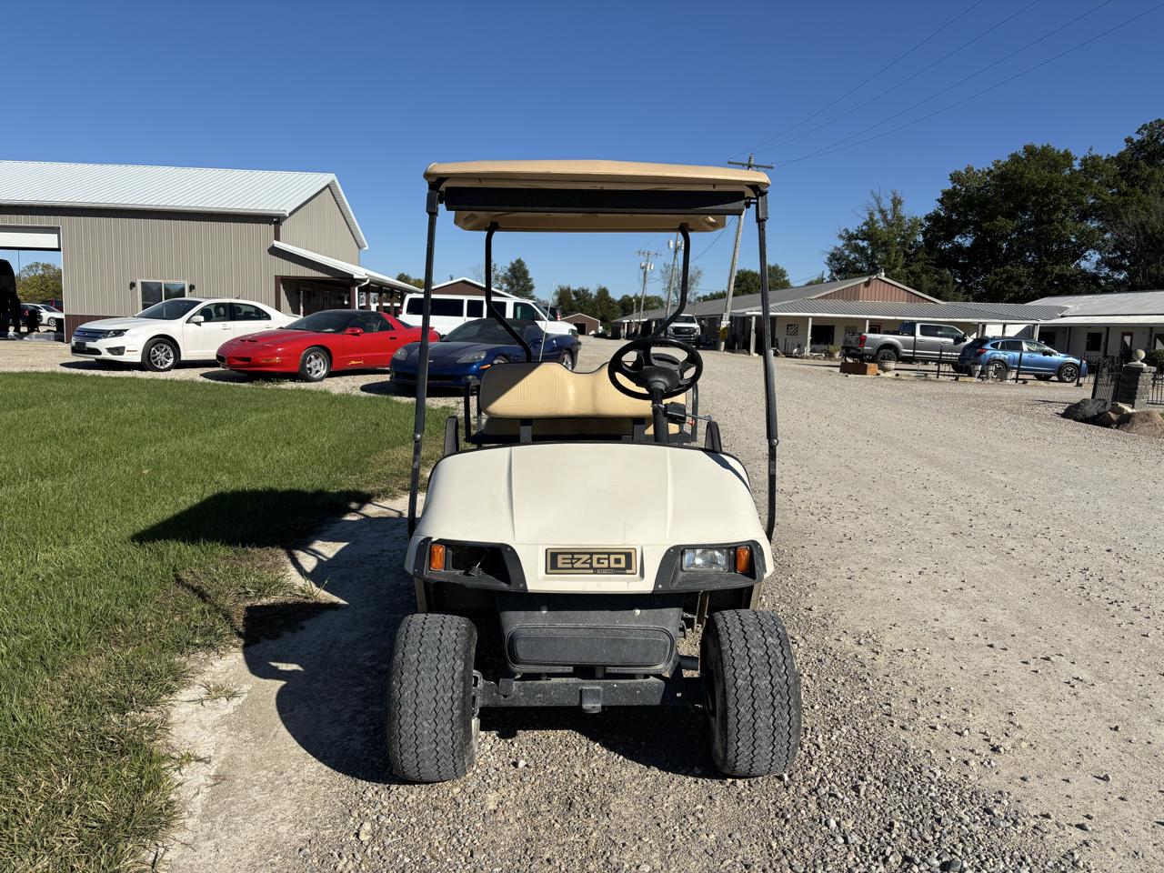 EZ-GO Golf Cart  2011