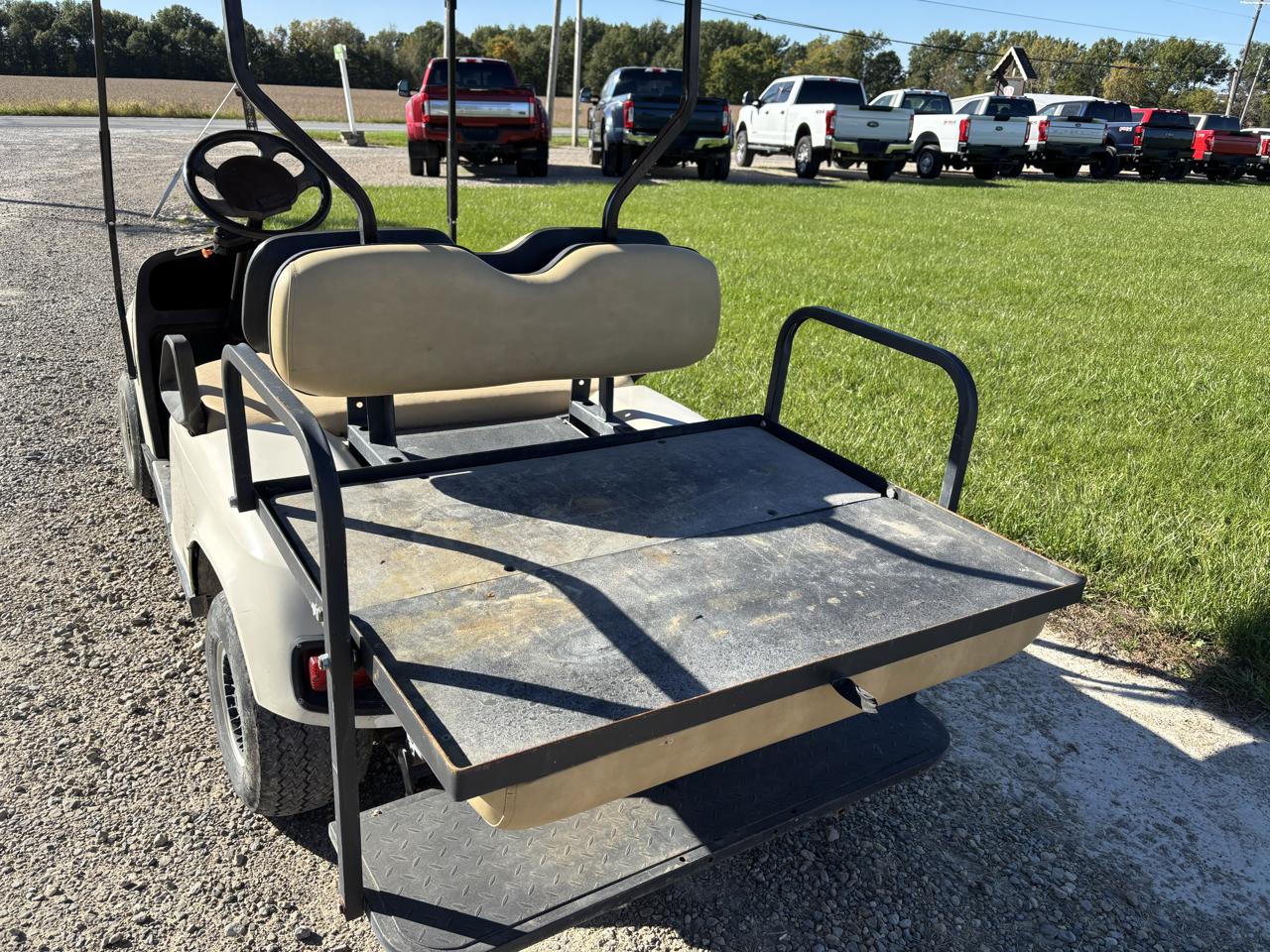 EZ-GO Golf Cart  2011