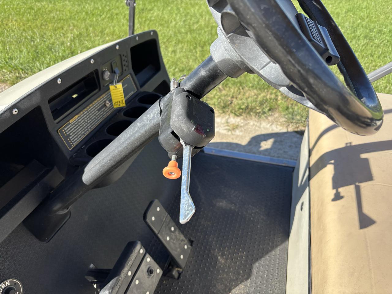 EZ-GO Golf Cart  2011