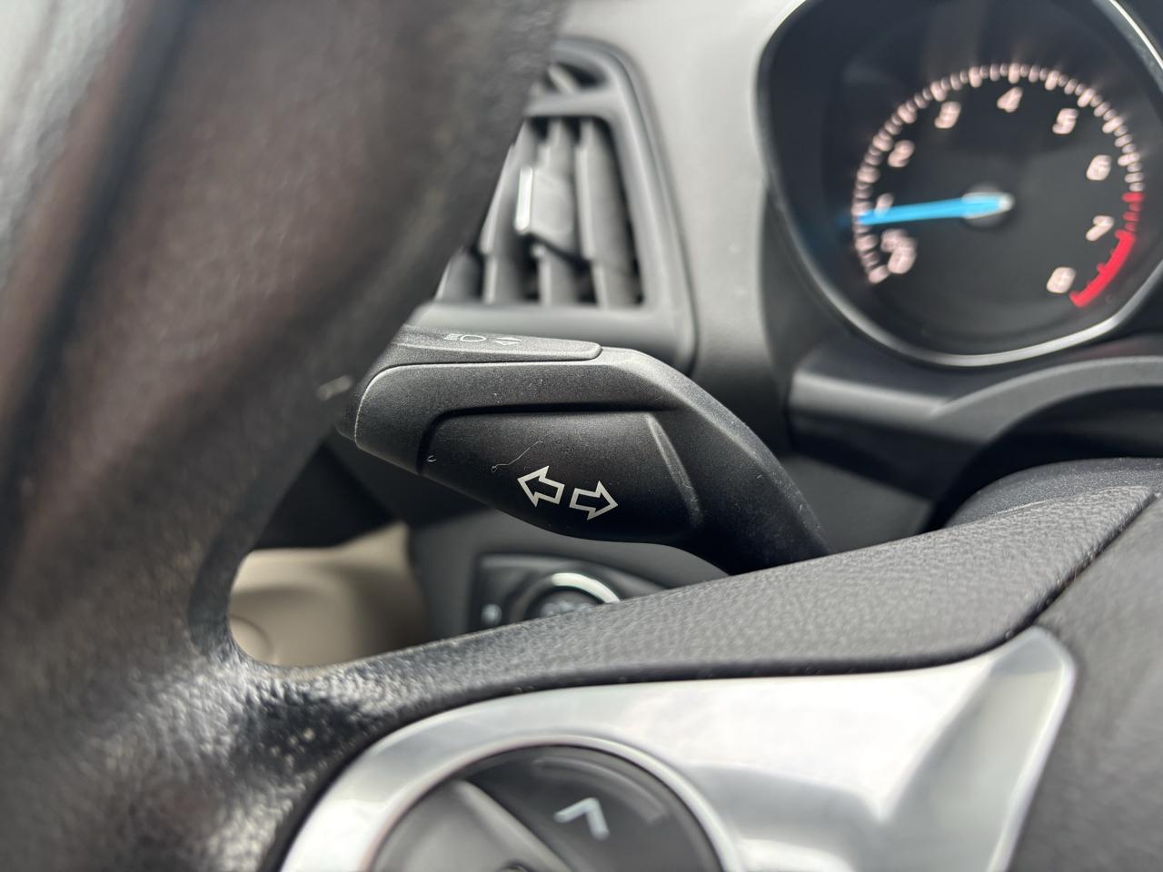 Ford Escape FWD 4dr SE 2013