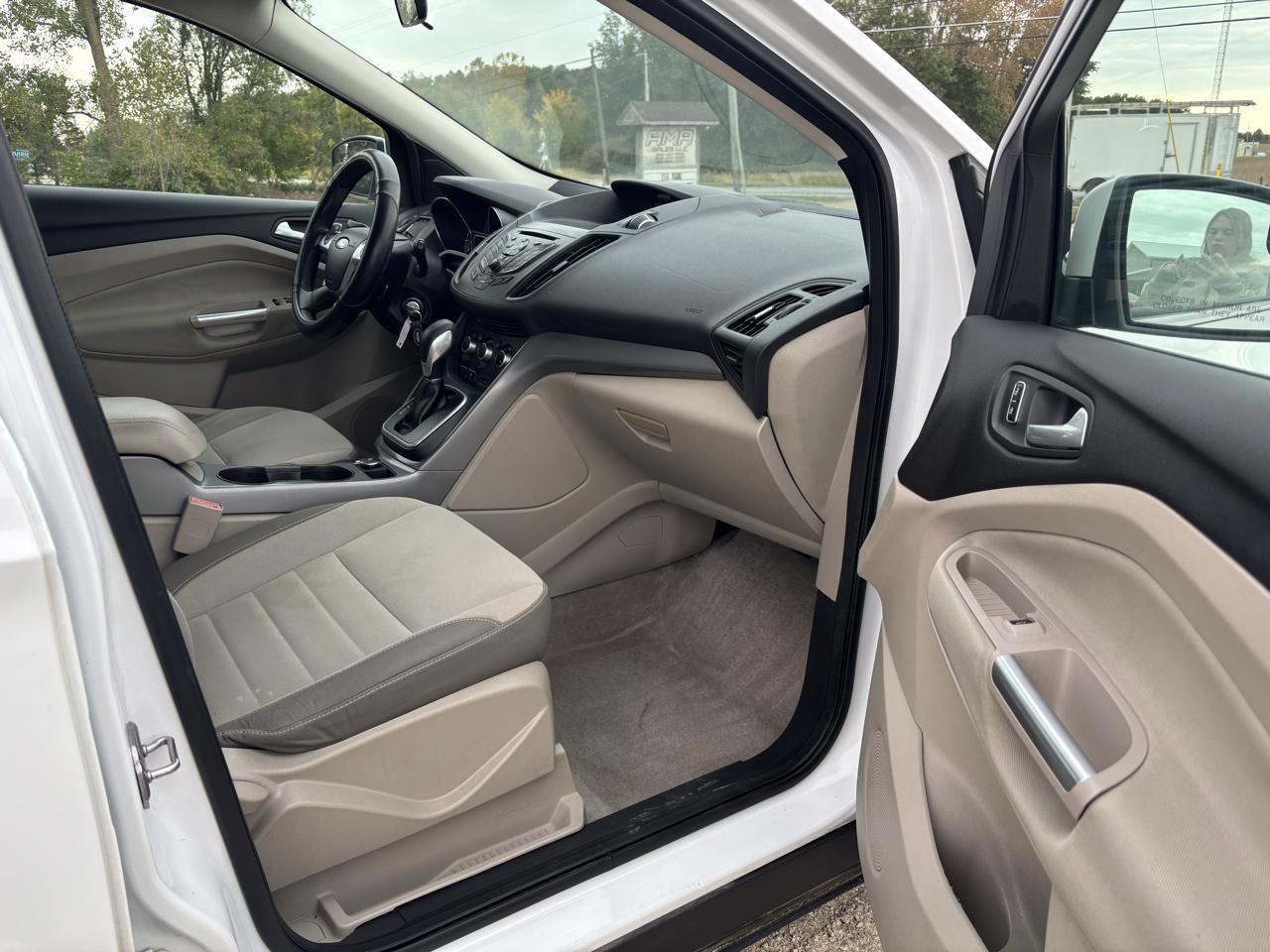 Ford Escape FWD 4dr SE 2013