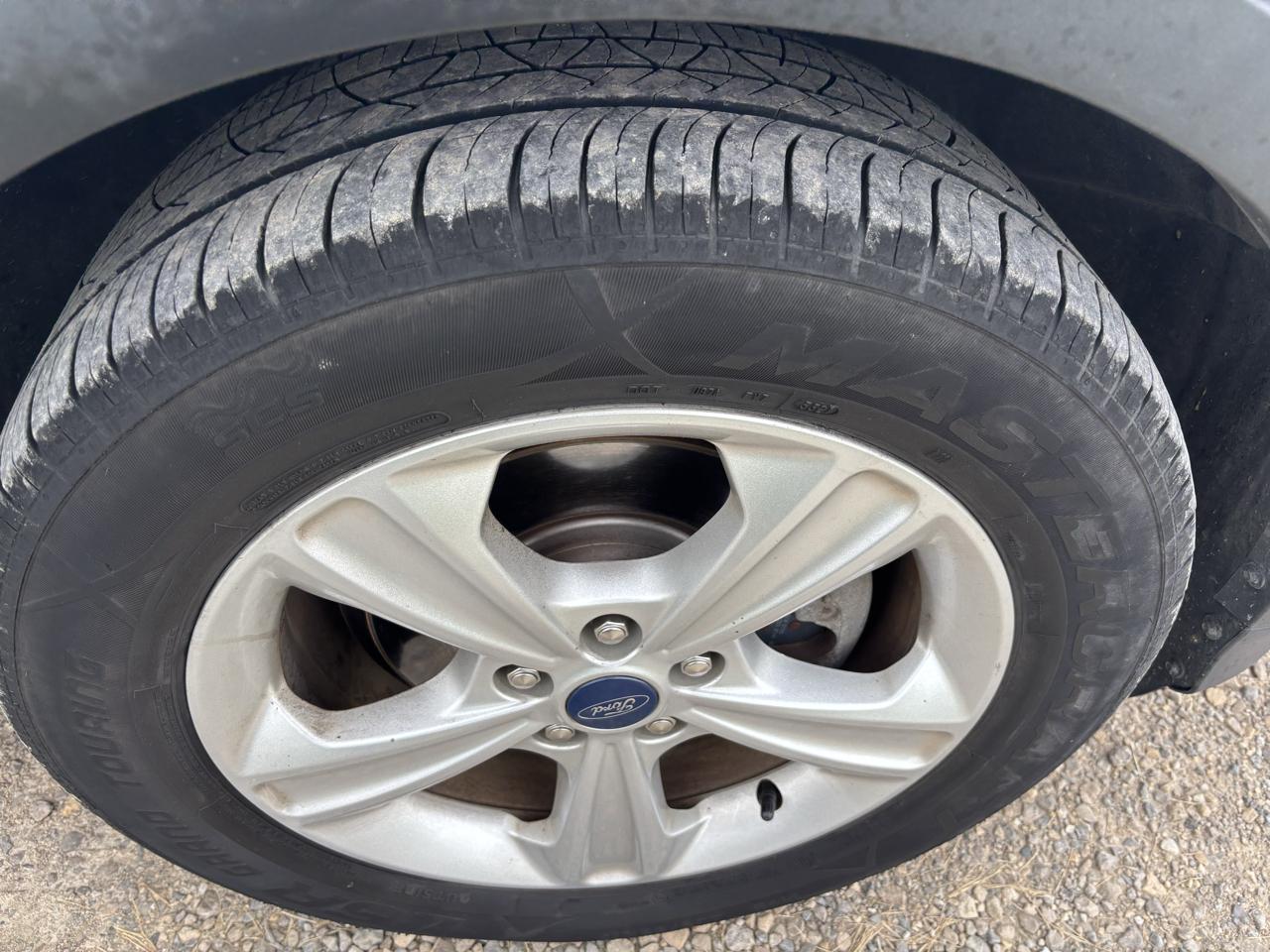 Ford Escape FWD 4dr SE 2013