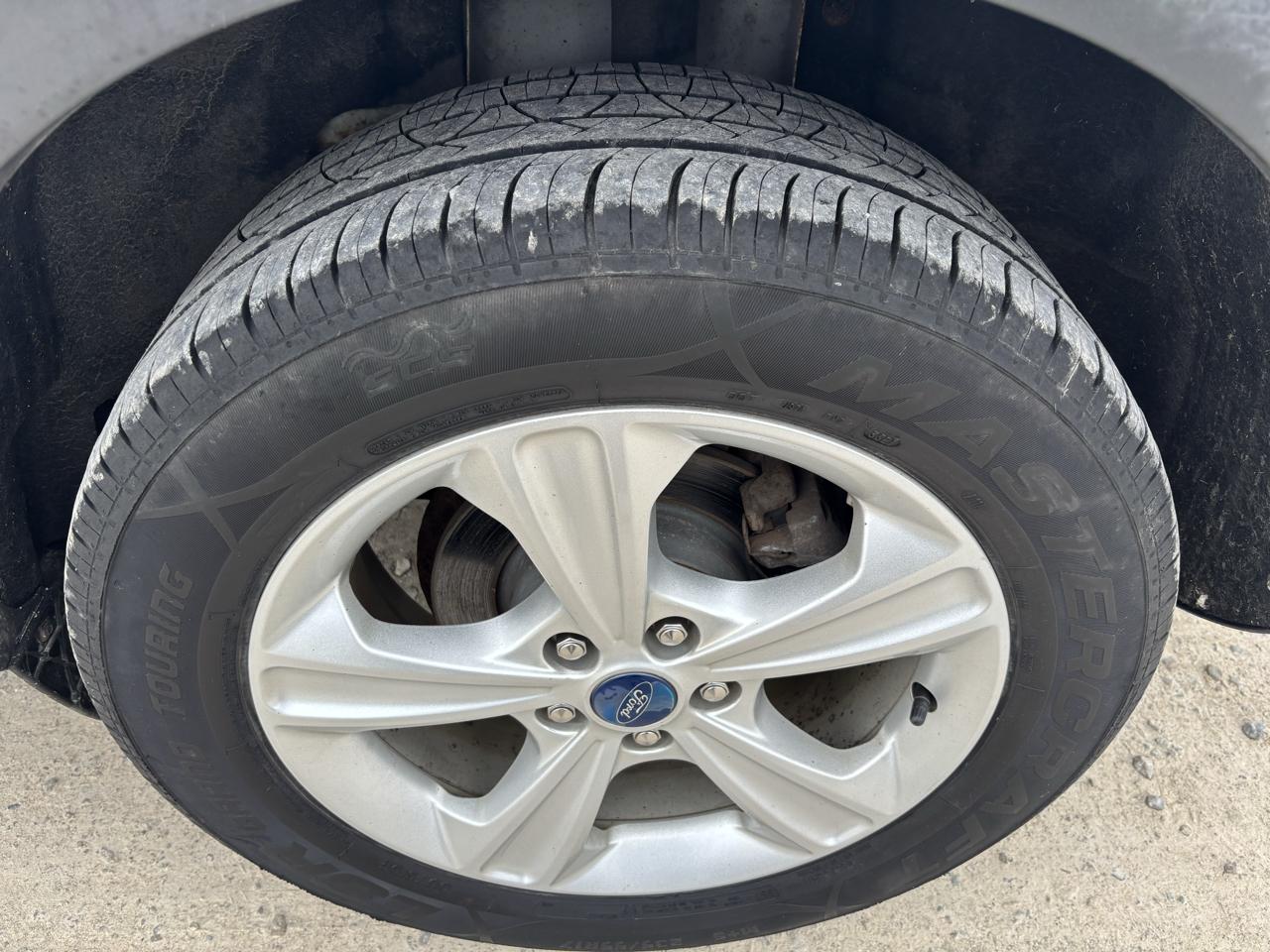 Ford Escape FWD 4dr SE 2013