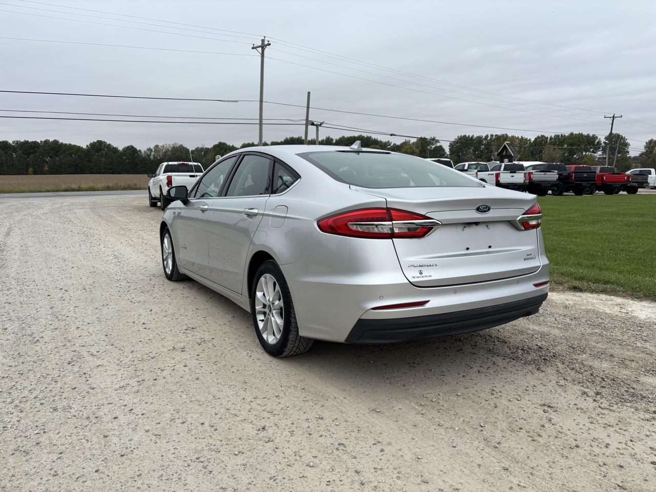 Ford Fusion Hybrid SE FWD 2019