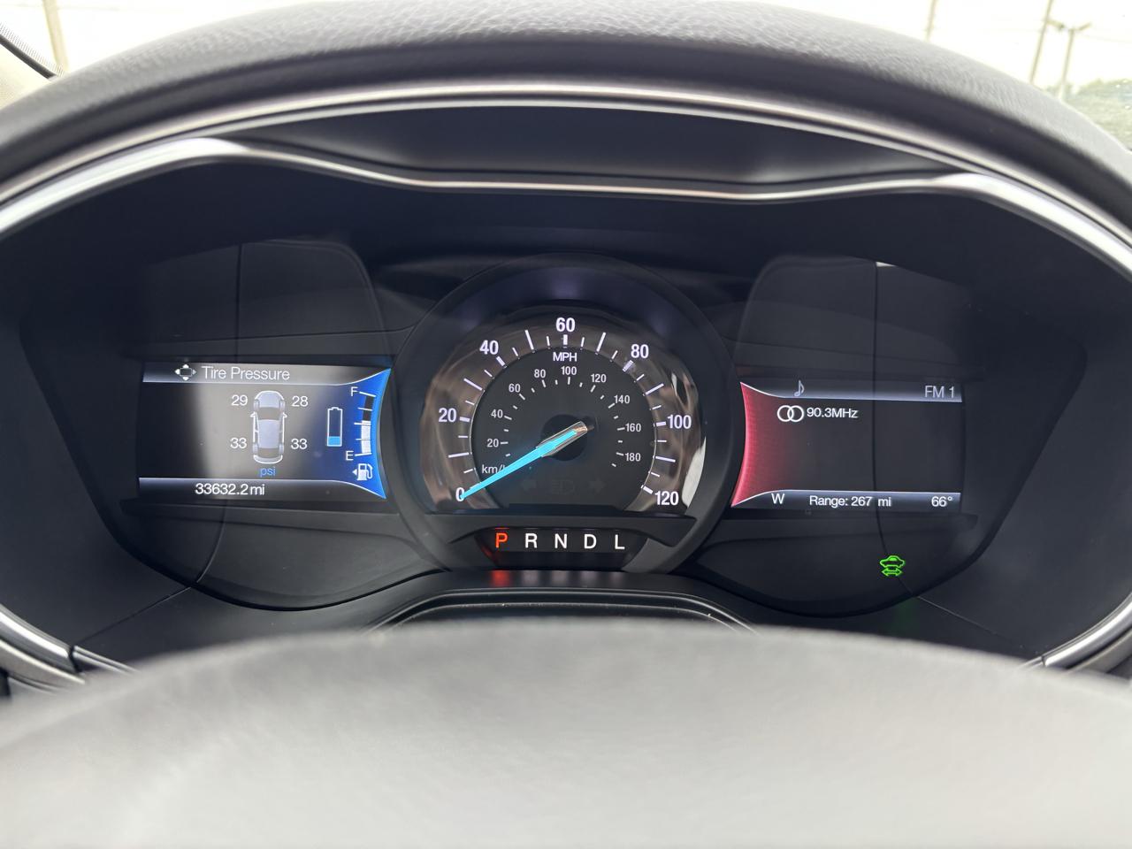 Ford Fusion Hybrid SE FWD 2019