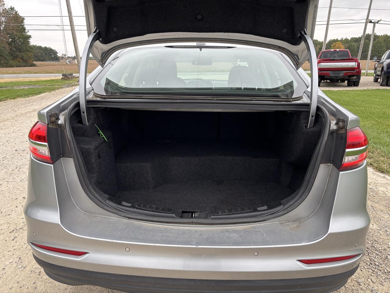 Ford Fusion Hybrid SE FWD 2020