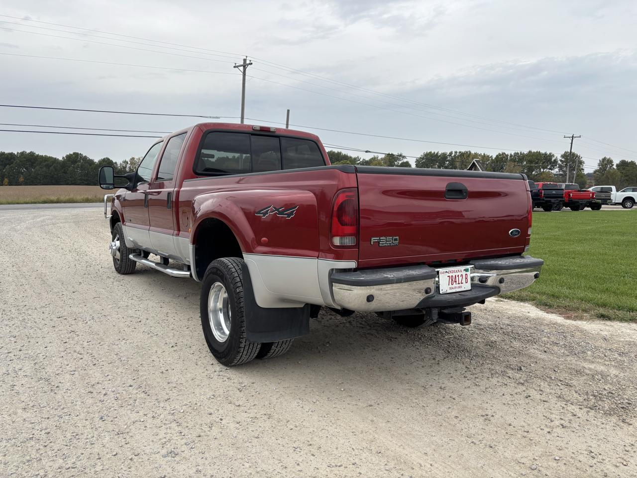 Ford Super Duty F-350 DRW Crew Cab 156" Lariat 4WD 2002