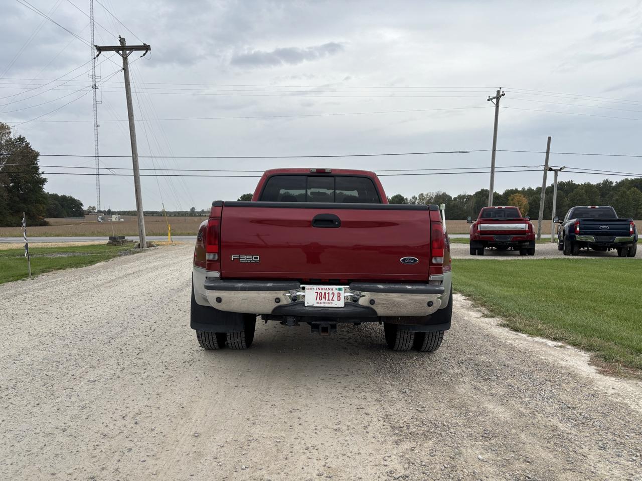 Ford Super Duty F-350 DRW Crew Cab 156" Lariat 4WD 2002