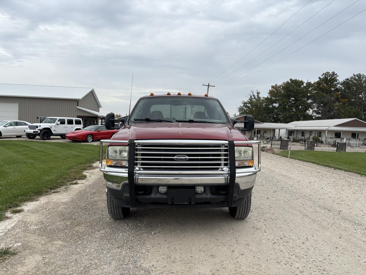 Ford Super Duty F-350 DRW Crew Cab 156" Lariat 4WD 2002