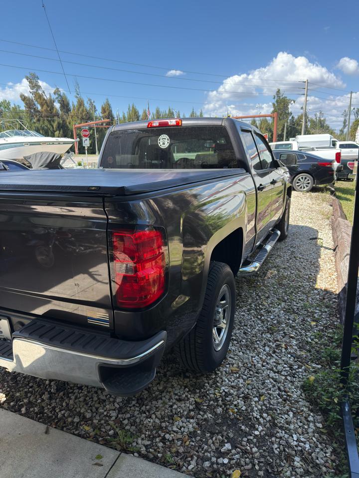 Chevrolet Silverado 1500 2WD Crew Cab 143.5" LS 2015
