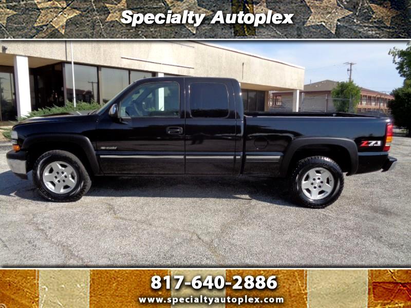Used 2001 Chevrolet Silverado 1500 LT Ext. Cab Short Bed 4WD for Sale