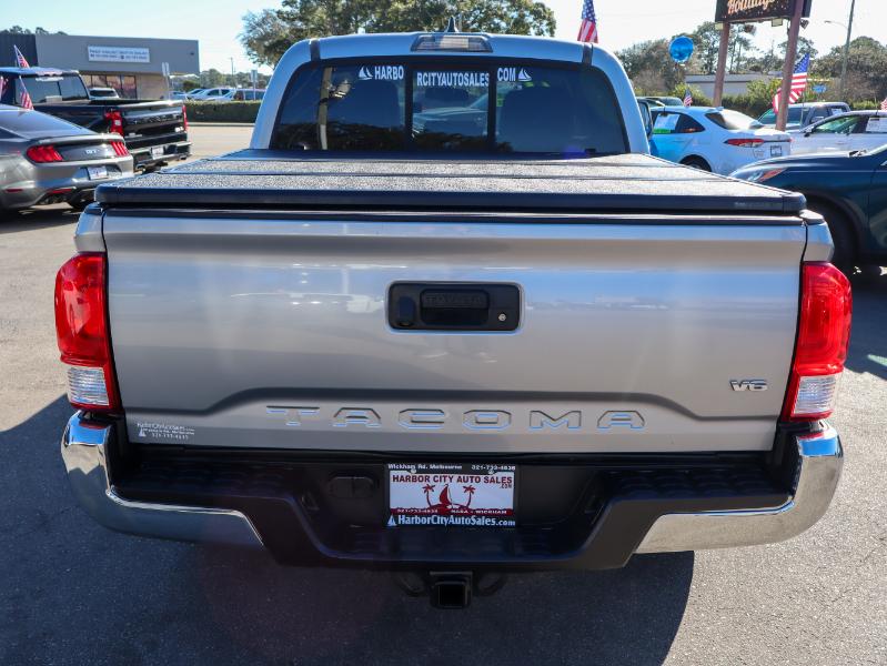 Toyota Tacoma  2017