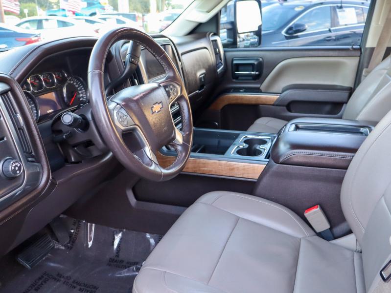 Chevrolet Silverado 1500 2WD Crew Cab 143.5" LTZ w/1LZ 2014