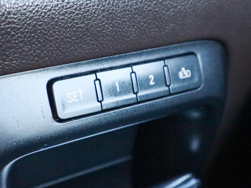 Chevrolet Silverado 1500 2WD Crew Cab 143.5" LTZ w/1LZ 2014