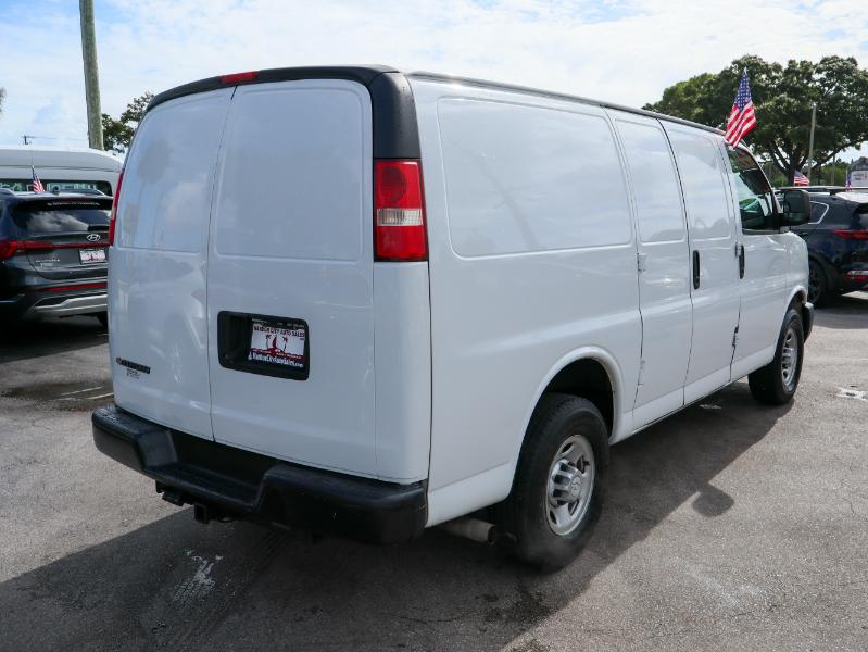 2019 Chevrolet Express Cargo Van photo 6