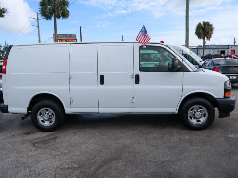 2019 Chevrolet Express Cargo Van photo 7
