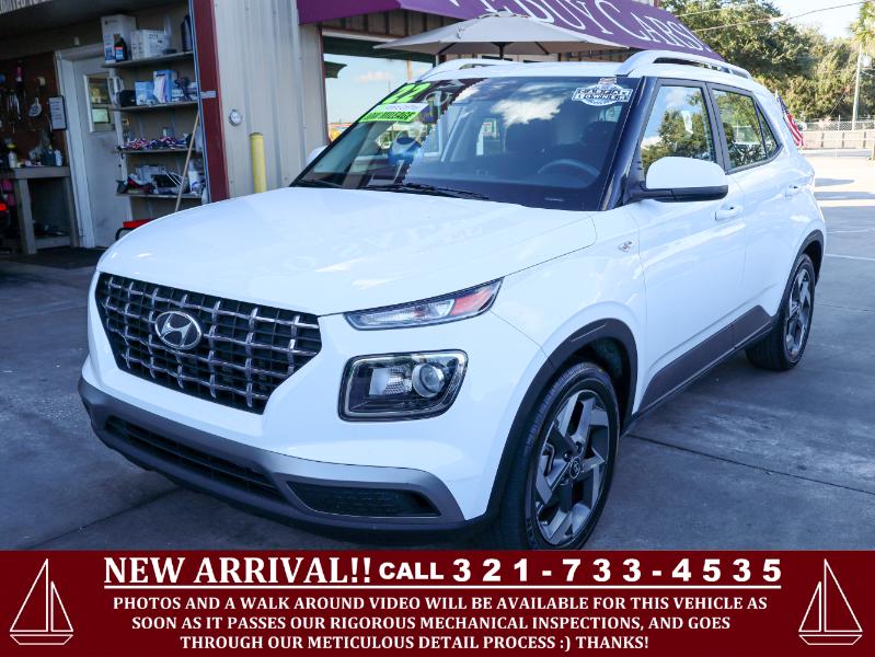 2022 Hyundai Venue SEL IVT