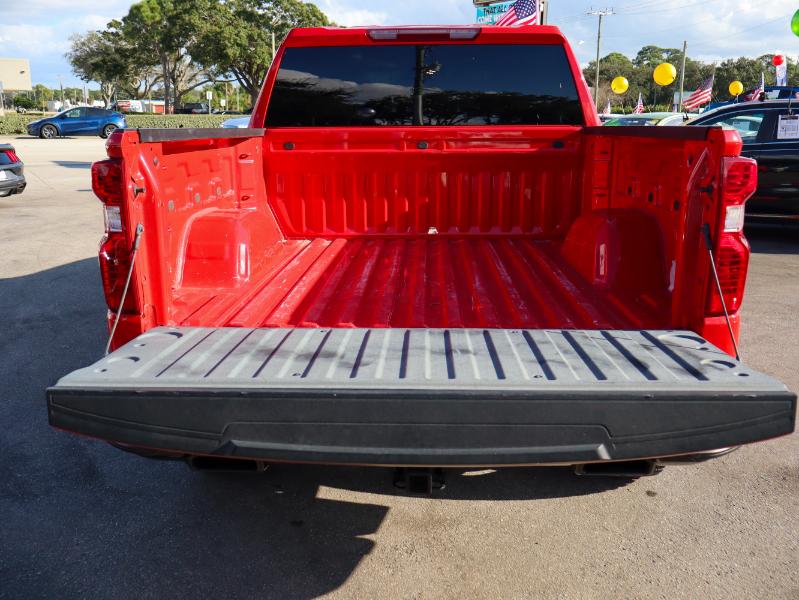 Chevrolet Silverado 1500 4WD Crew Cab 147" Custom Trail Boss 2022