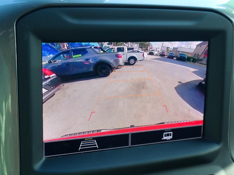 Chevrolet Silverado 1500 4WD Crew Cab 147" Custom Trail Boss 2022