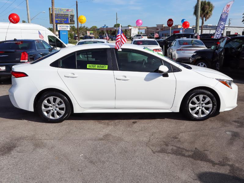 Toyota Corolla LE CVT 2022