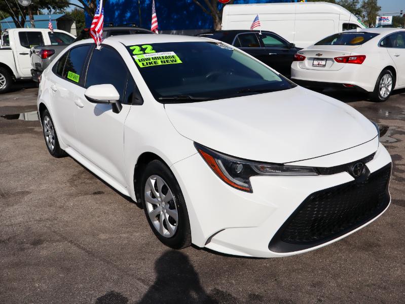 Toyota Corolla LE CVT 2022