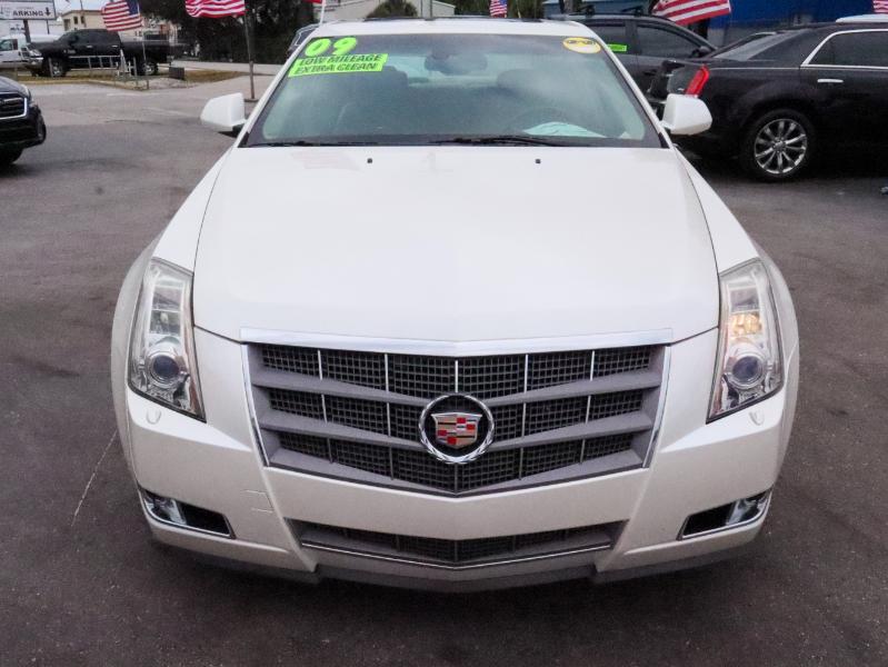 Cadillac CTS 4dr Sdn RWD w/1SB 2009