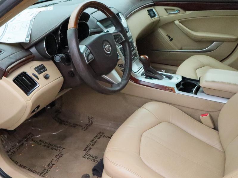 Cadillac CTS 4dr Sdn RWD w/1SB 2009