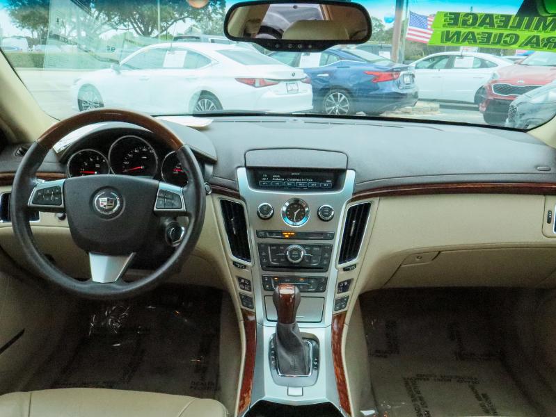 Cadillac CTS 4dr Sdn RWD w/1SB 2009