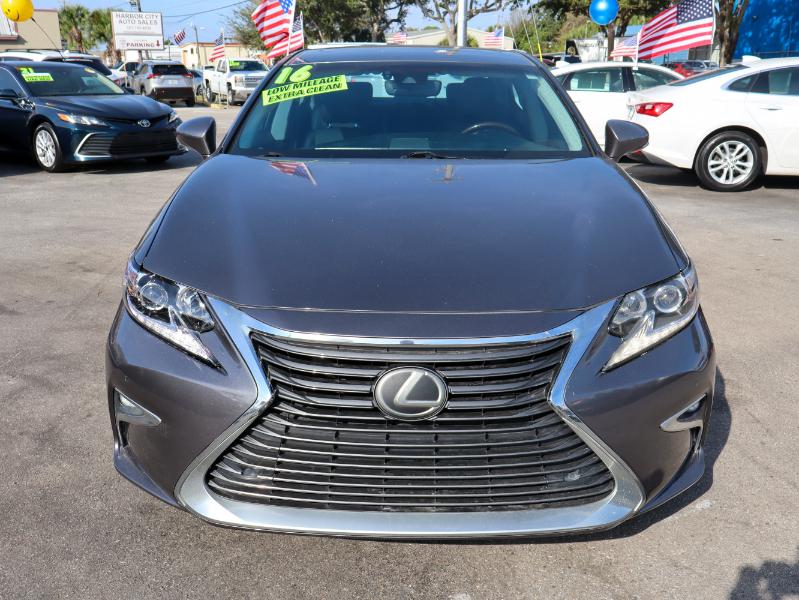 Lexus ES 350 4dr Sdn 2016