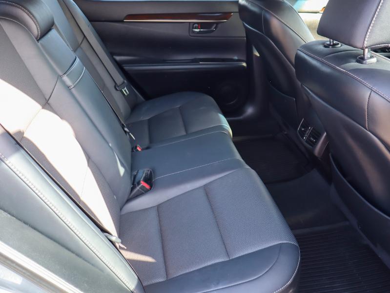 Lexus ES 350 4dr Sdn 2016