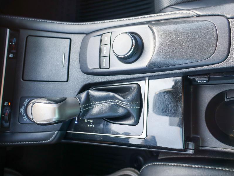 Lexus ES 350 4dr Sdn 2016