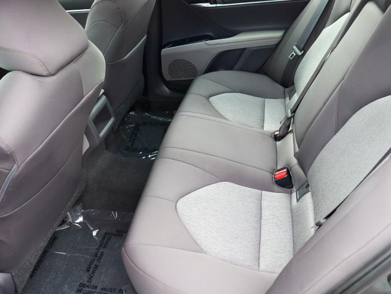 Toyota Camry LE Auto (Natl) 2019