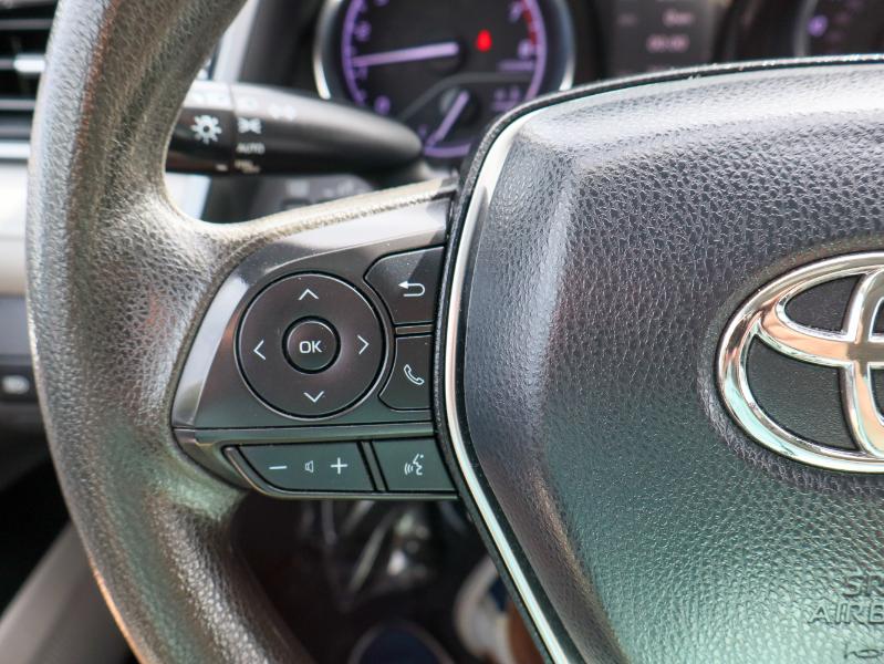 Toyota Camry LE Auto (Natl) 2019