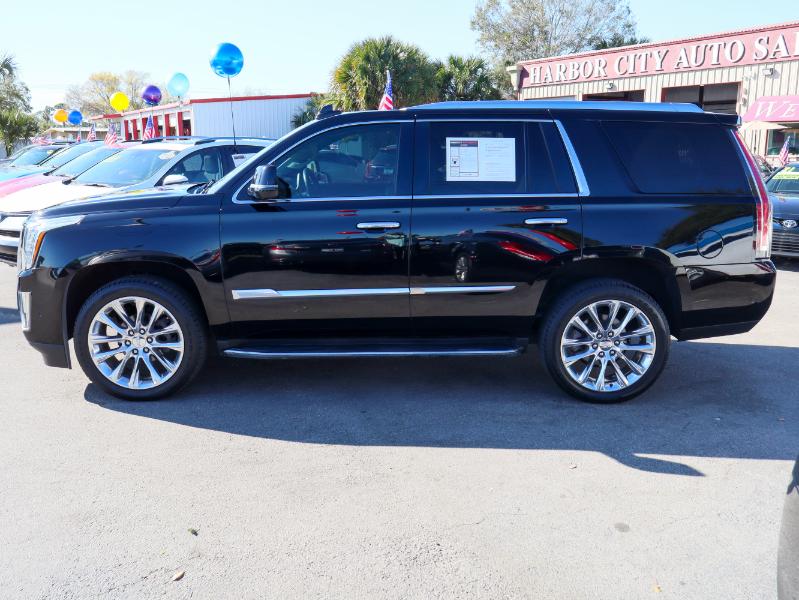 Cadillac Escalade 2WD 4dr Luxury 2019