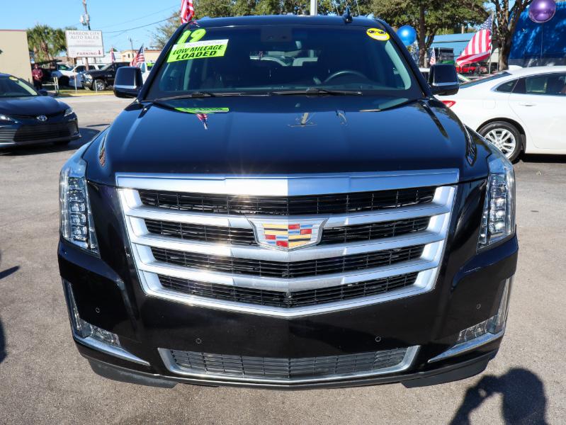 Cadillac Escalade 2WD 4dr Luxury 2019