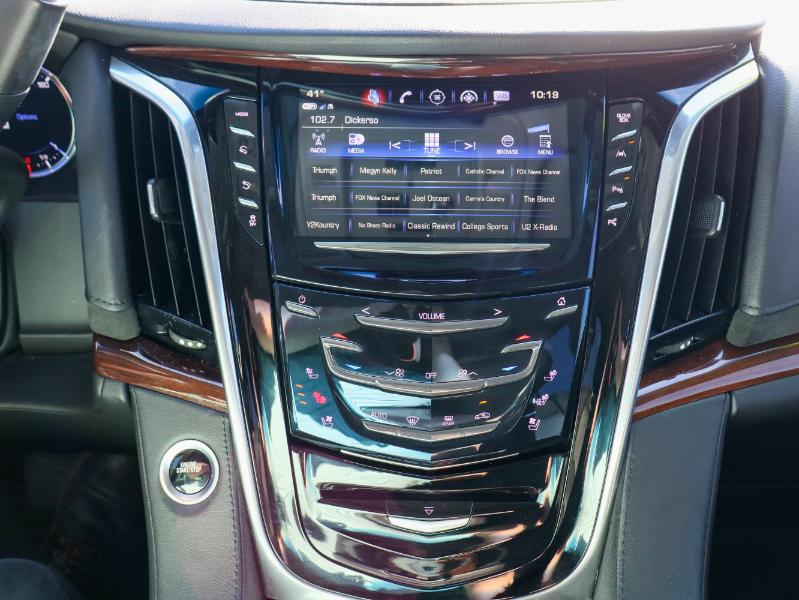 Cadillac Escalade 2WD 4dr Luxury 2019