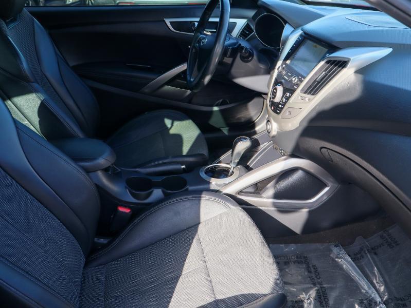 Hyundai Veloster 3dr Cpe Auto 2016