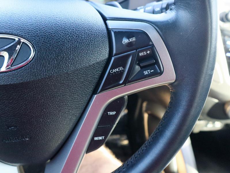 Hyundai Veloster 3dr Cpe Auto 2016