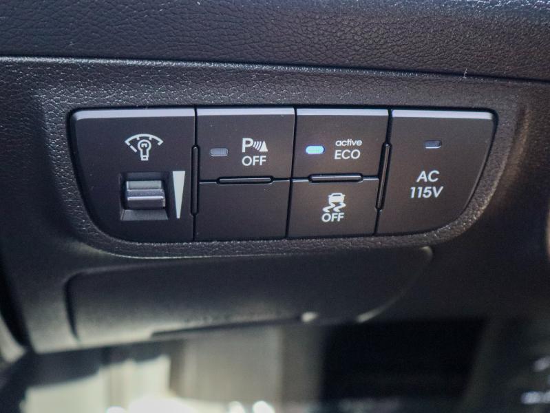 Hyundai Veloster 3dr Cpe Auto 2016