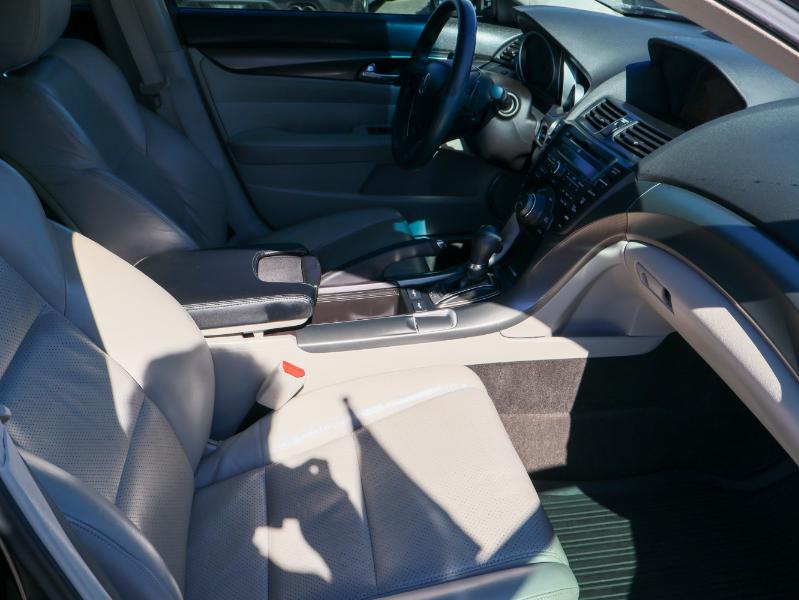 Acura TL 4dr Sdn Auto 2WD Tech 2012