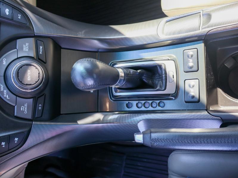 Acura TL 4dr Sdn Auto 2WD Tech 2012