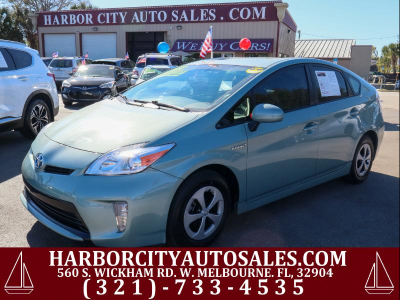 2013 Toyota Prius Four