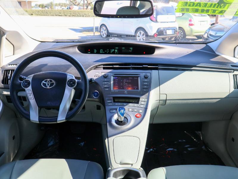 Toyota Prius Four 2013