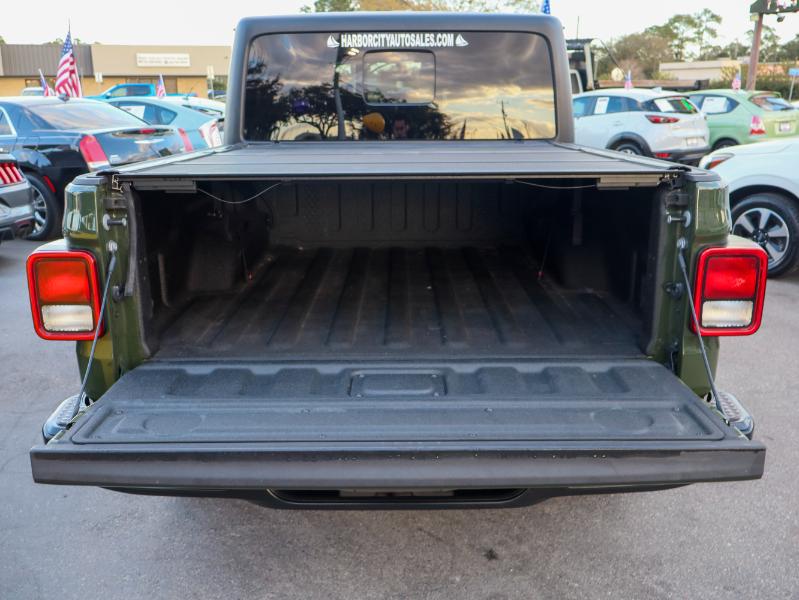 Jeep Gladiator Willys 4x4 2021