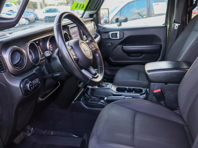 Jeep Gladiator Willys 4x4 2021