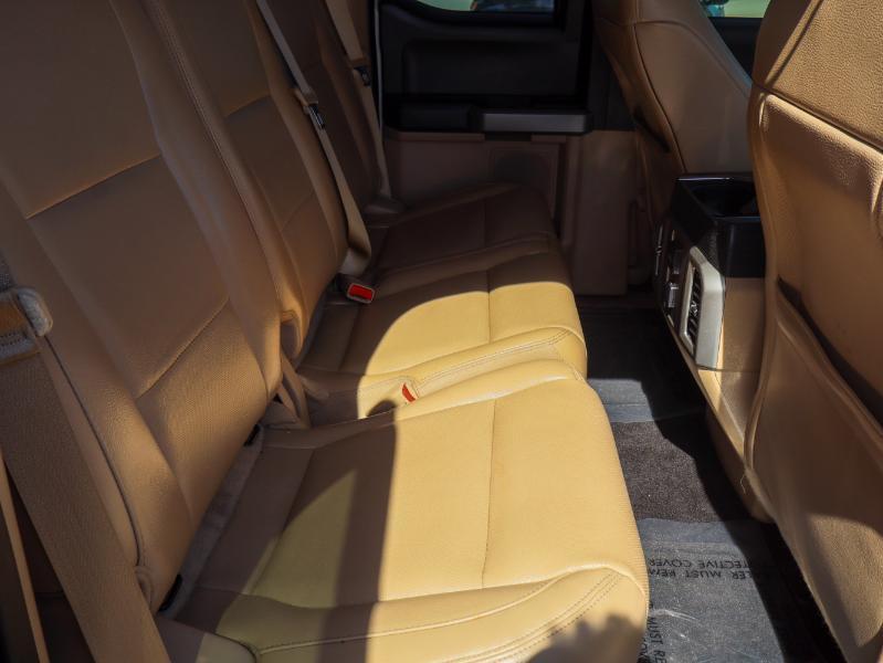 Ford F-150 2WD SuperCab 145" Lariat 2015