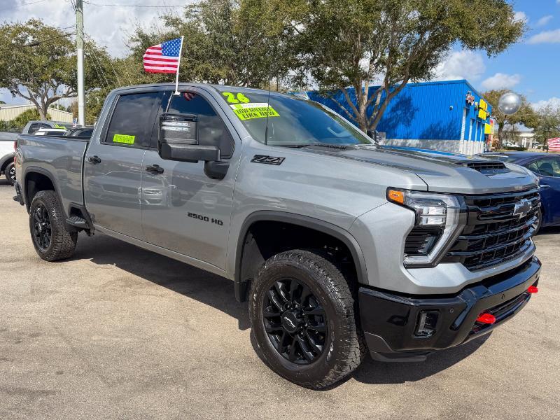 Chevrolet Silverado 2500HD 4WD Crew Cab 159" LTZ 2026