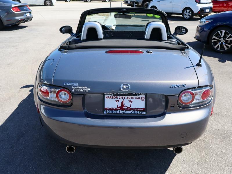 Mazda MX-5 Miata 2dr Conv Sport Auto 2006