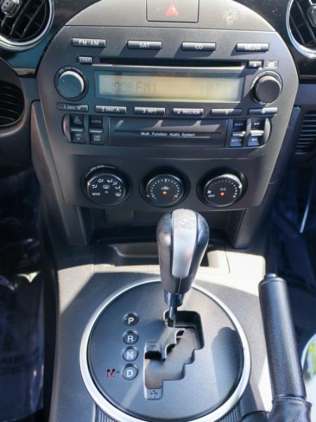 Mazda MX-5 Miata 2dr Conv Sport Auto 2006